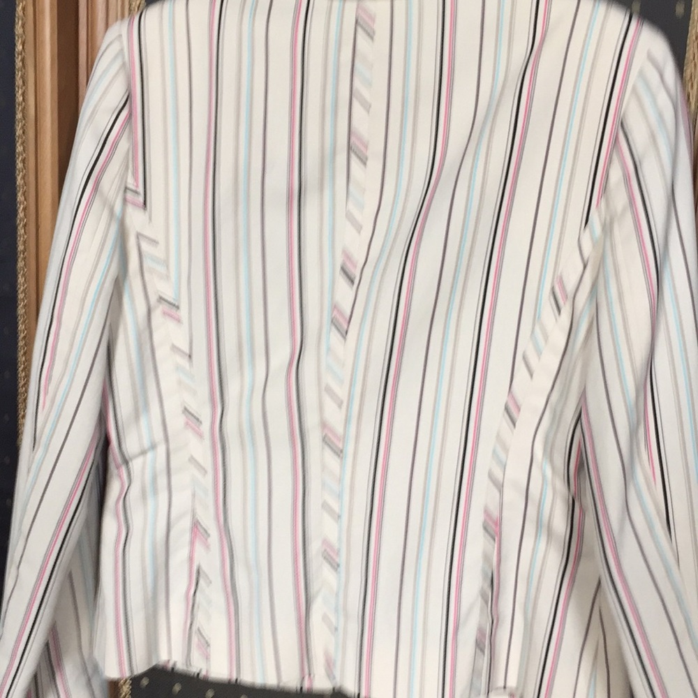 Cream jacket - Picture 3 of 3